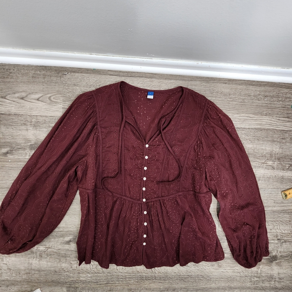Burgundy Eyelet Top Size L  Babydoll Fairy Flowy - Picture 12 of 13